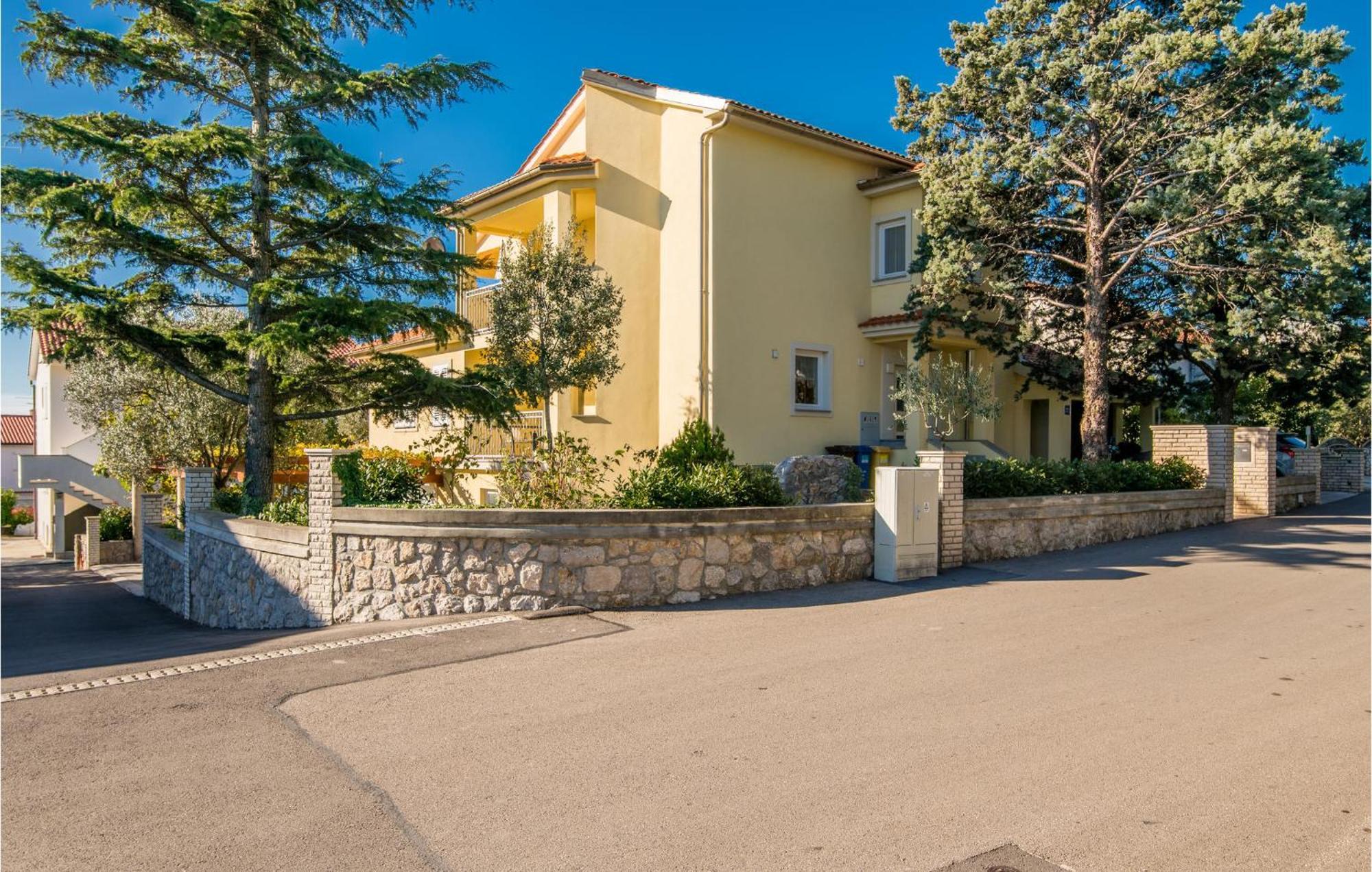 Nice Apartment In Krk With House Sea View Кърк Екстериор снимка